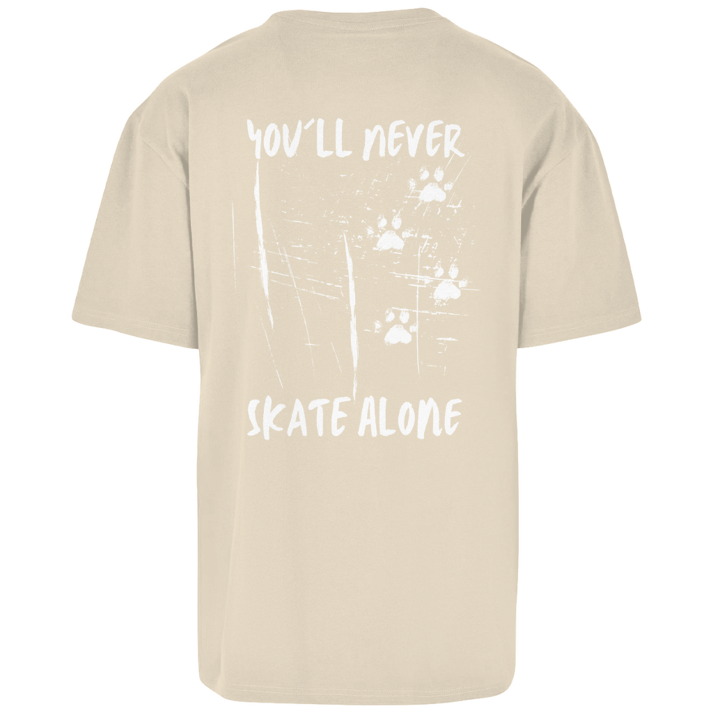 Oversize T-Shirt NEVER SKATE ALONE DOG (back)