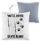 Kopfkissen zweifarbig NEVER SKATE ALONE