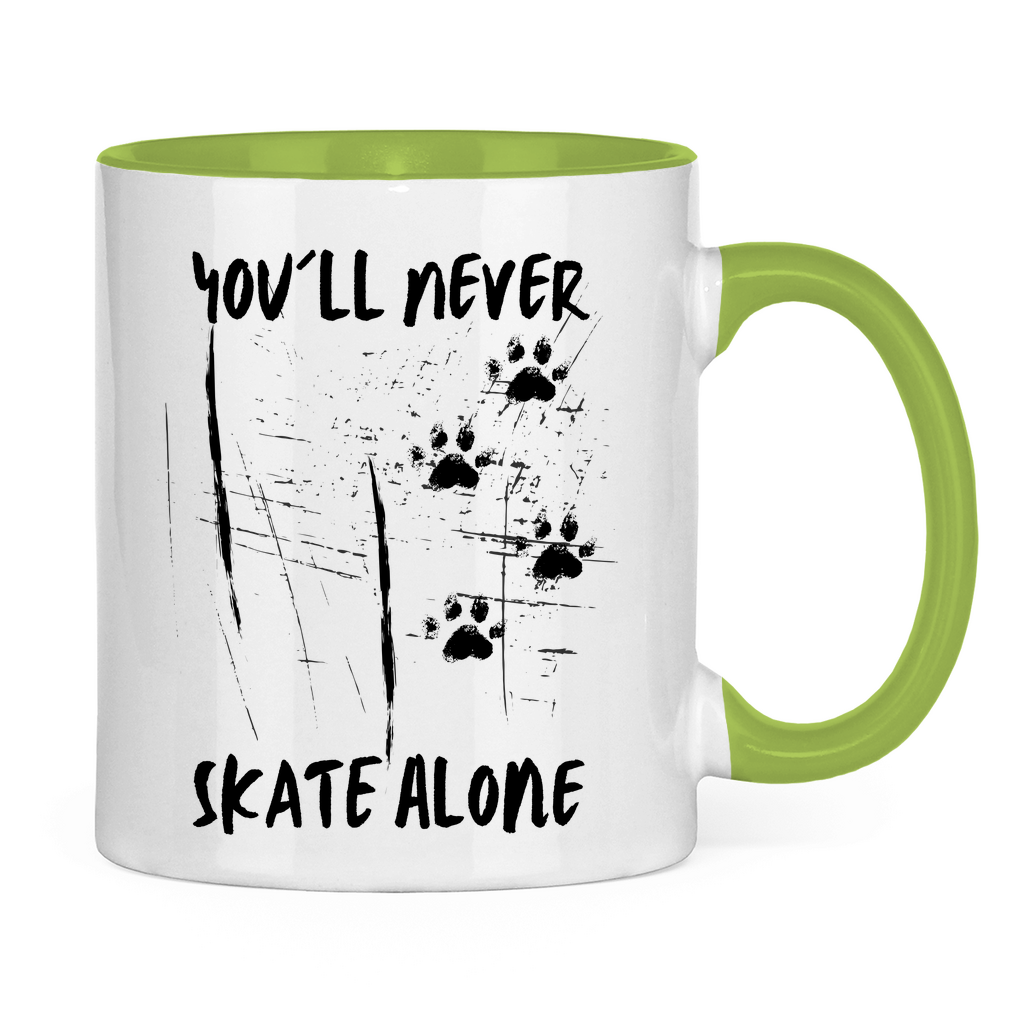 Tasse zweifarbig NEVER SKATE ALONE
